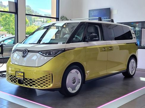New 2025 Volkswagen ID. Buzz 1st Edition AWD/4WD image 2