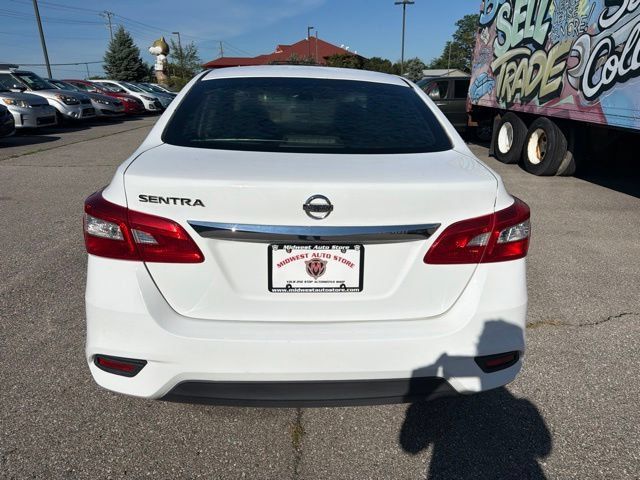 Used 2017 Nissan Sentra S FWD image 5
