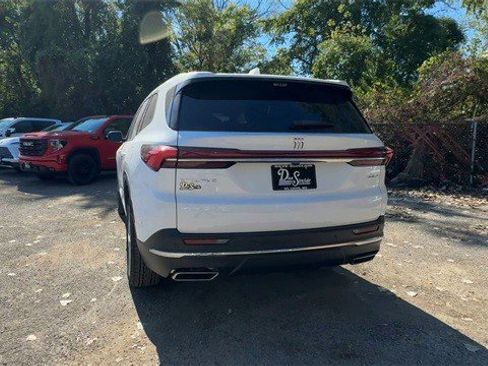 New 2026 Buick Enclave Preferred w/ Power Package image 7