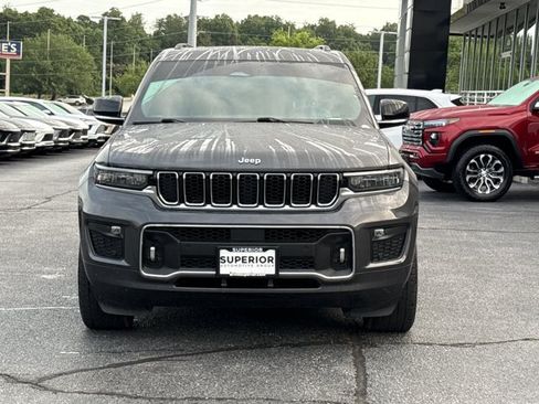 Used 2021 Jeep Grand Cherokee L Overland w/ Luxury Tech Group IV AWD/4WD image 17