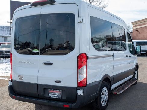 Used 2018 Ford Transit 150 XL image 12