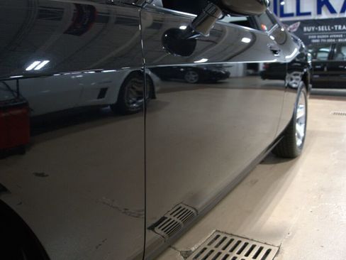 Used 2009 Dodge Challenger R/T image 12