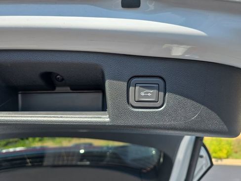 New 2025 Chevrolet Blazer EV LT image 14