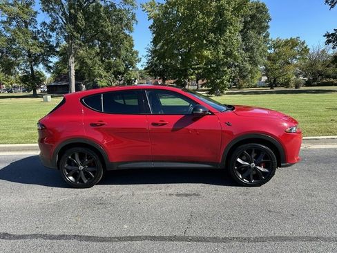 Used 2024 Dodge Hornet R/T Plus image 28