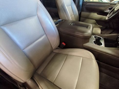 Used 2021 GMC Yukon XL SLT w/ SLT Luxury Plus Package image 25