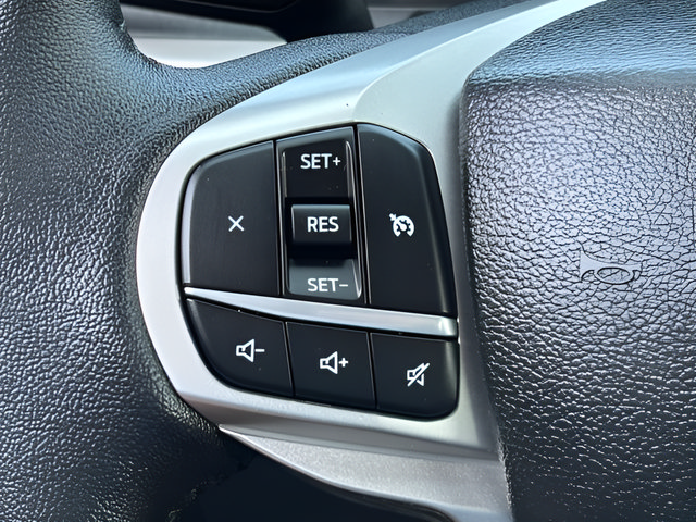 Used 2023 Ford Explorer XLT w/ Equipment Group 202A AWD/4WD image 19