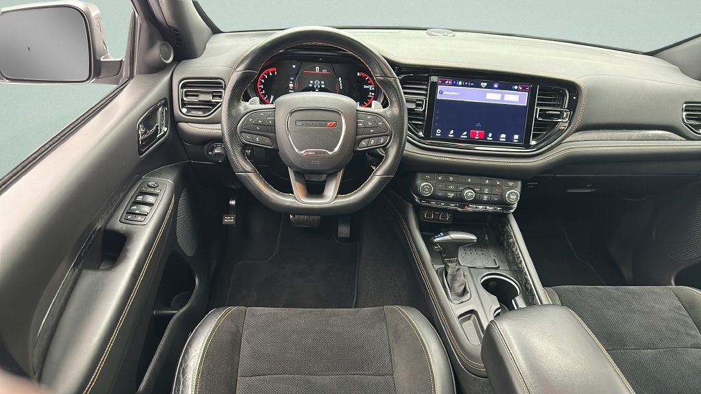 Used 2025 Dodge Durango R/T AWD/4WD image 11