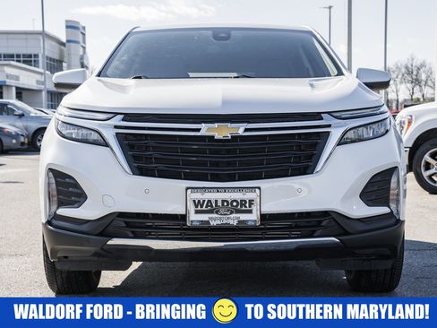 Used 2022 Chevrolet Equinox LT image 2