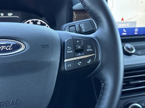 Used 2024 Ford Maverick Lariat image 18