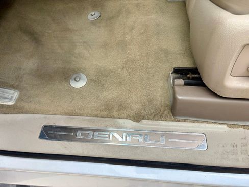 Used 2016 GMC Yukon XL Denali w/ Open Road Package AWD/4WD image 20