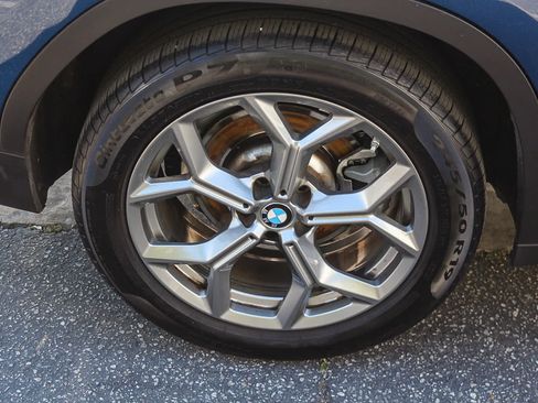 Certified 2024 BMW X3 sDrive30i w/ Convenience Package RWD image 8