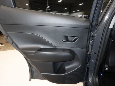 Used 2025 Hyundai Kona SEL image 21