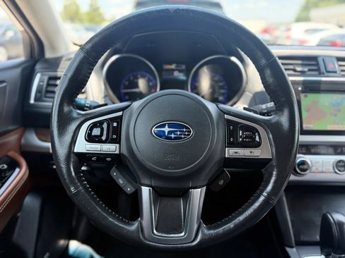 Used 2017 Subaru Outback 3.6R Touring AWD/4WD image 25
