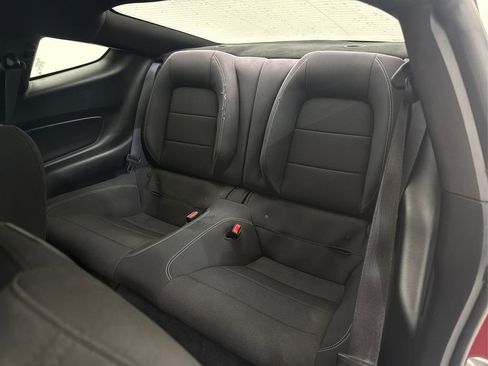 Used 2017 Ford Mustang Coupe RWD image 24