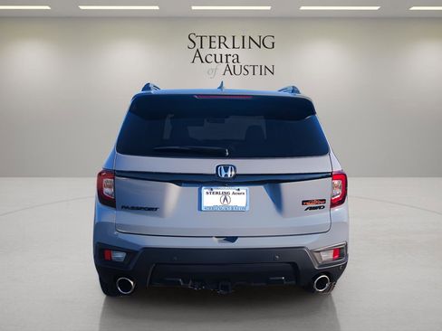 Used 2024 Honda Passport TrailSport image 6