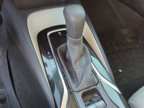 Used 2020 Toyota Corolla LE image 20