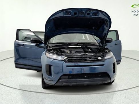 Used 2026 Land Rover Range Rover Evoque S AWD/4WD image 12