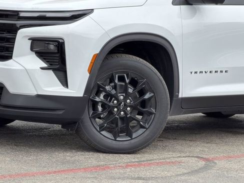 New 2026 Chevrolet Traverse LT w/ Midnight/Sport Edition image 8