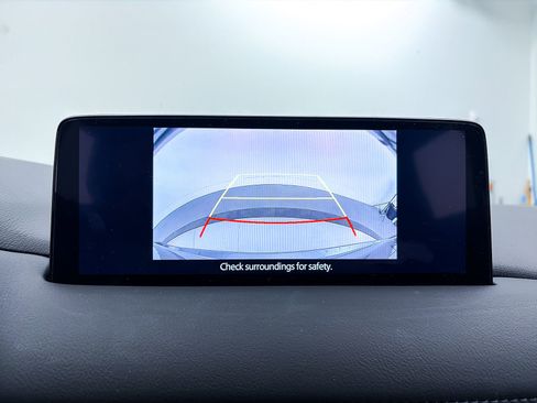 Certified 2025 MAZDA CX-5 AWD 2.5 S w/ Preferred Package image 6