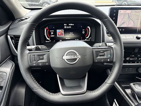 Certified 2026 Nissan Rogue Platinum w/ Platinum Premium Package AWD/4WD image 17