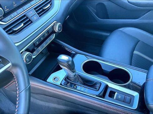 Used 2025 Nissan Altima 2.5 SR image 15