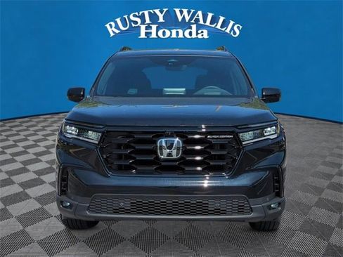 New 2025 Honda Pilot Black Edition image 7