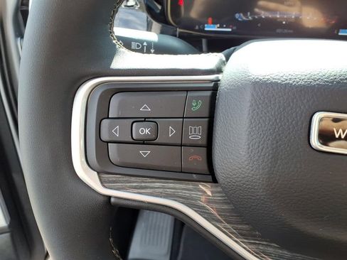 Used 2022 Jeep Wagoneer Series II w/ Premium Group I image 39