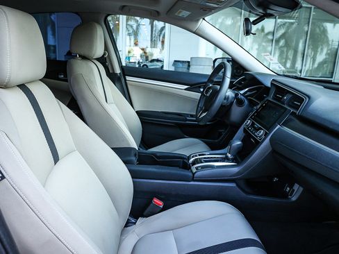 Used 2016 Honda Civic EX image 24