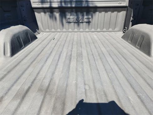 Used 2023 GMC Sierra 1500 SLT w/ SLT Premium Package image 31