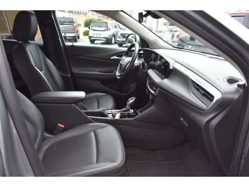 Used 2024 Buick Encore GX Sport Touring image 14