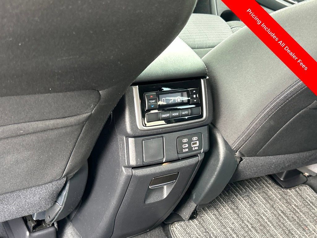 Used 2024 Subaru Ascent Premium w/ Convenience Package AWD/4WD image 13