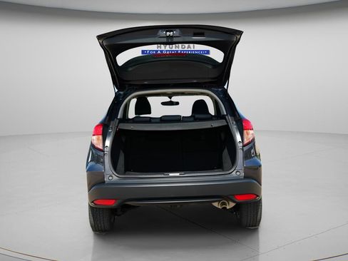 Used 2017 Honda HR-V EX-L image 10