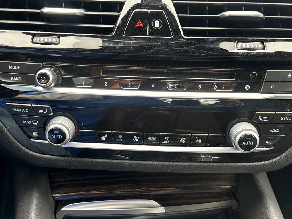 Used 2018 BMW 530e RWD image 24