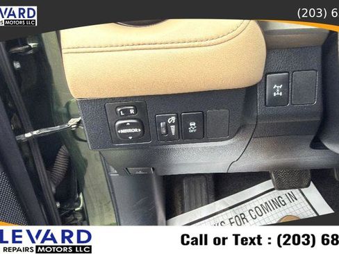 Used 2013 Toyota RAV4 XLE AWD/4WD image 22