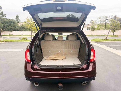 Used 2011 Ford Edge Limited w/ 301A Rapid Spec Order Code image 32