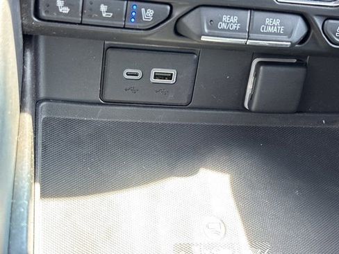 Used 2021 GMC Yukon SLT RWD image 41