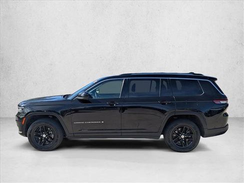 Used 2022 Jeep Grand Cherokee L Laredo w/ Luxury Tech Group I AWD/4WD image 9