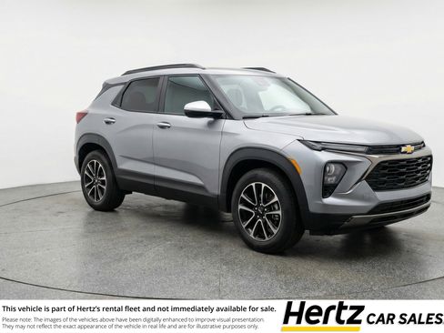 Used 2025 Chevrolet TrailBlazer LT image 1