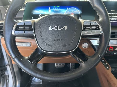Used 2024 Kia Telluride SX X-Pro image 11