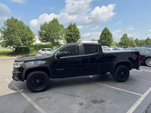 Used 2016 Chevrolet Colorado LT w/ Midnight Edition AWD/4WD image 8