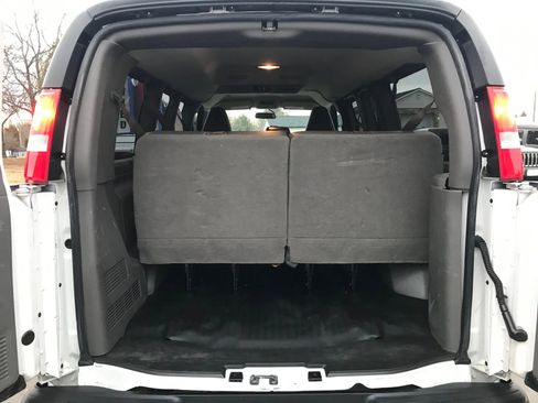 Used 2022 Chevrolet Express 2500 LS image 23