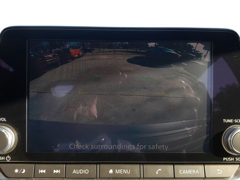 Used 2025 Nissan Altima 2.5 SV FWD image 25
