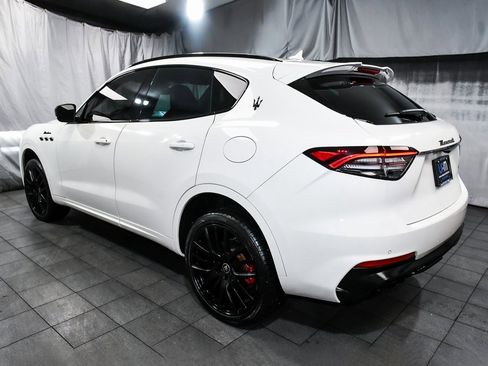 Used 2022 Maserati Levante Modena image 4