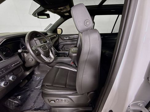 Used 2021 GMC Yukon Denali AWD/4WD image 28