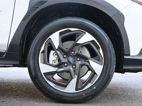 Used 2026 Subaru Crosstrek 2.5i Limited AWD/4WD image 13