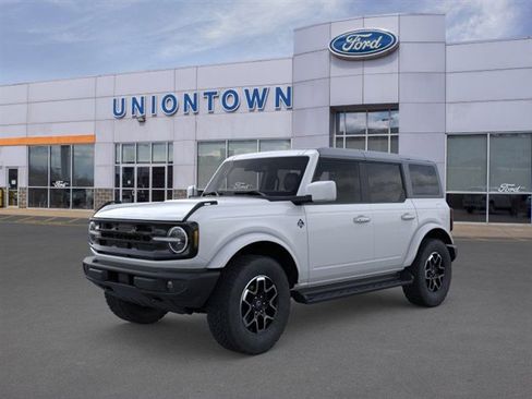 New 2025 Ford Bronco Outer Banks image 1