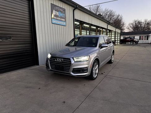 Used 2019 Audi Q7 3.0T Prestige image 17