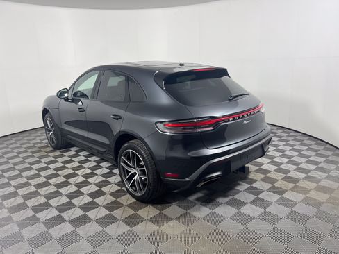 Certified 2026 Porsche Macan AWD/4WD image 3