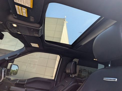 Used 2020 Ford F150 Platinum w/ Equipment Group 701A Luxury image 17