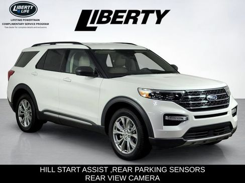 Certified 2023 Ford Explorer XLT w/ Equipment Group 202A AWD/4WD image 1